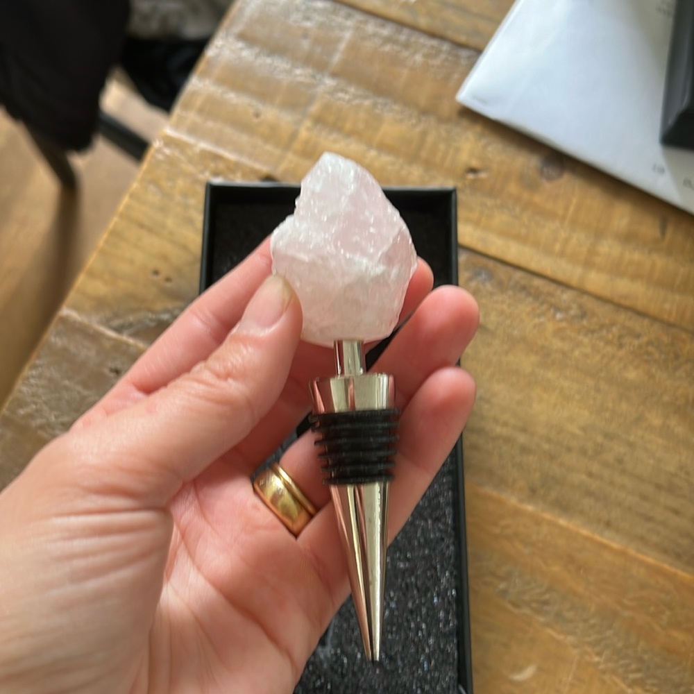 Rose quartz wine stopper